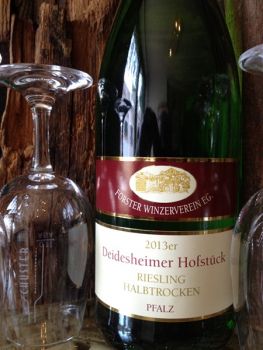 Forster Riesling DEIDESHEIMER HOFSTÜCK halbtrocken Ltr.
