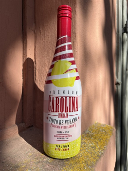 Monte LaReina CAROLINA Tinto de Verano Premium mit Zitrone