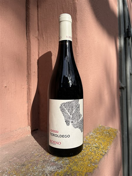 Roeno Rosso Teroldego I DOSSI Vallagarina IGT